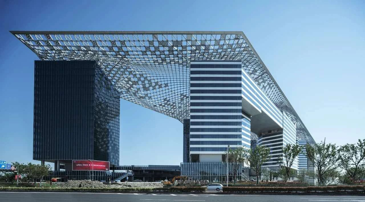 景秀ETFE膜結(jié)構(gòu)建筑公司