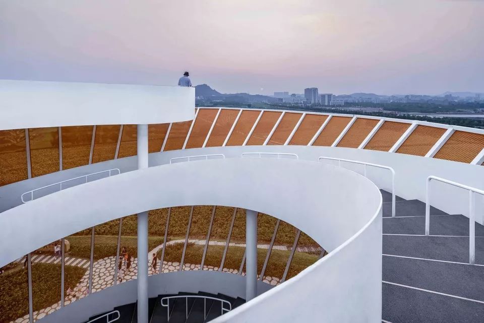 深圳景秀膜結(jié)構(gòu)建筑公司