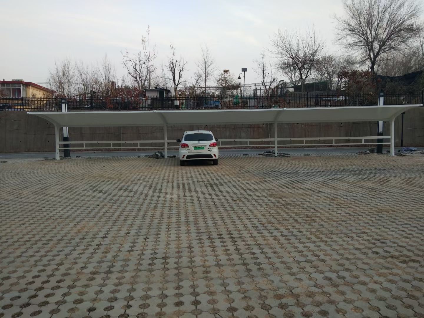 膜結(jié)構(gòu)車棚