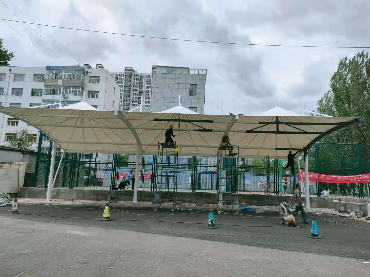 充電樁車棚
