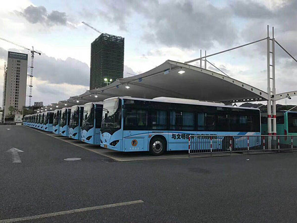 張拉膜膜結(jié)構(gòu)車棚