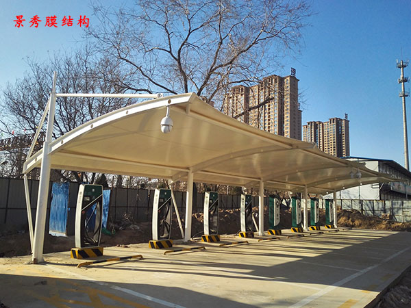 膜結(jié)構(gòu)停車棚