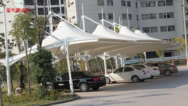 張拉膜車棚