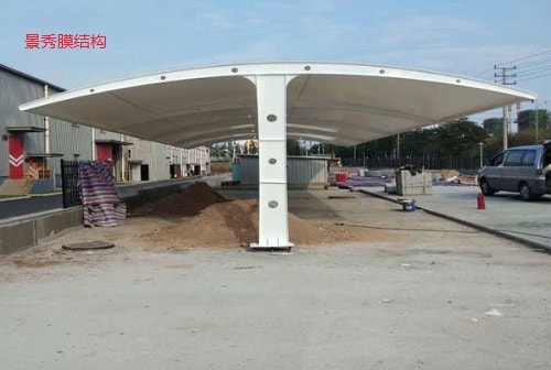 T型停車棚