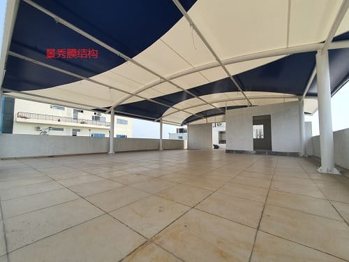 工廠頂樓膜結(jié)構(gòu)雨棚