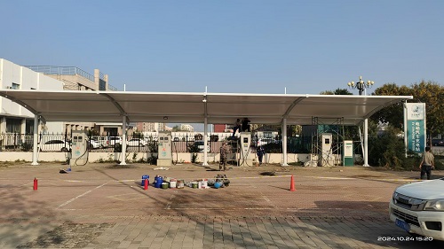 充電樁膜結(jié)構(gòu)車棚定做